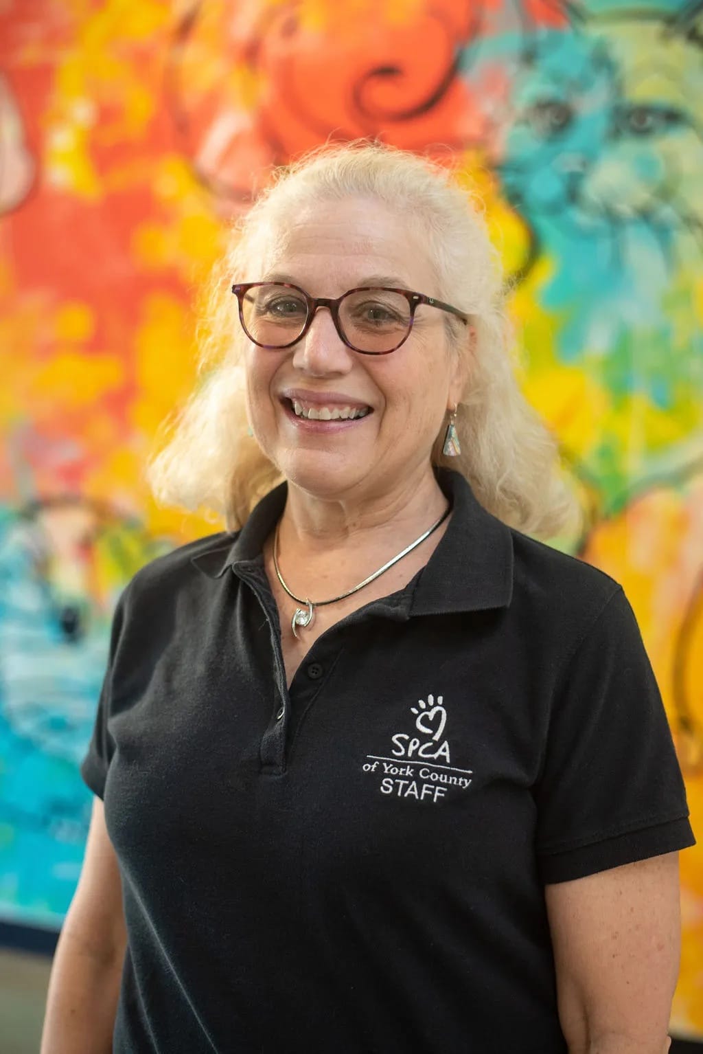 Beth Loucks Headshot